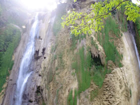 curug cibeureum waterfall